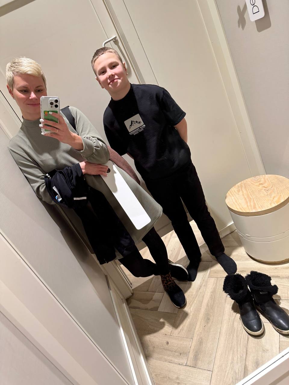 photo_1758805920653